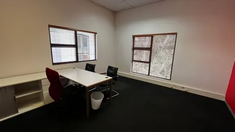 The Sentinal - 86 Capricorn Drive, Lone Hill has a 250m² Office Space Available To Let  (1)